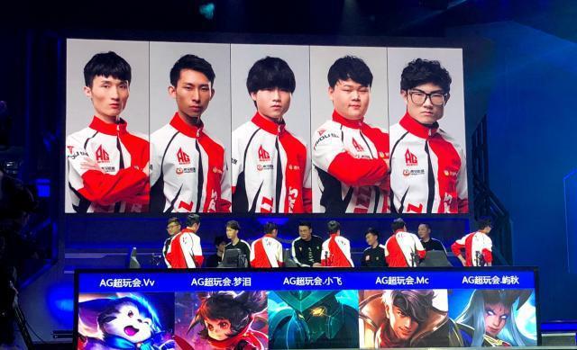 总决赛中 总决赛中